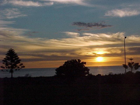 Esplanade Apartments At West Beach - Accommodation Port Macquarie 9