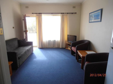 Esplanade Apartments At West Beach - Accommodation Port Macquarie 12