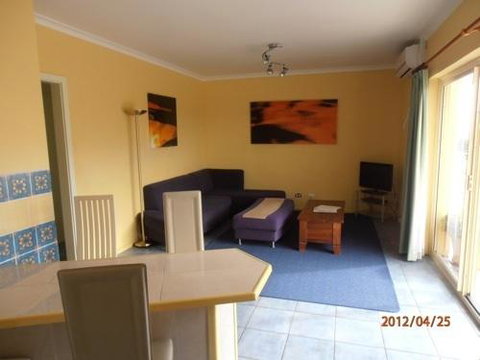 Esplanade Apartments At West Beach - Accommodation Port Macquarie 3