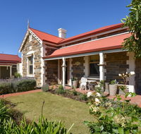 Trafalgar Premium Vintage Suites - Accommodation Port Macquarie