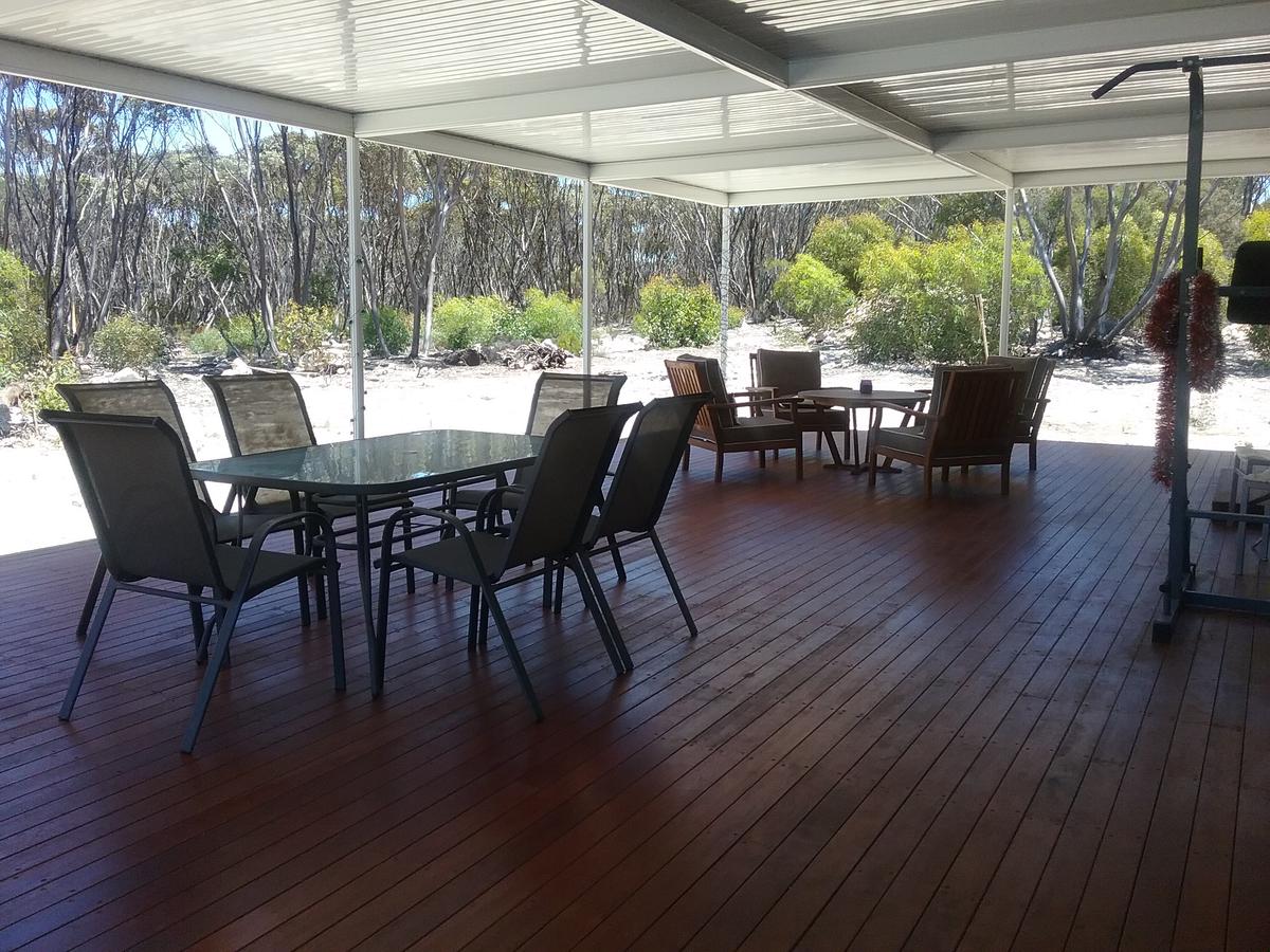 Dudley West SA Accommodation Port Macquarie