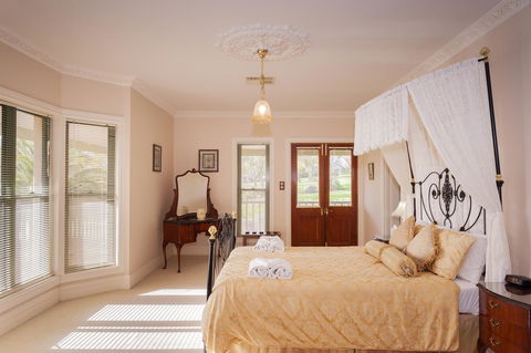Angaston Saleyards Luxury Accommodation - Accommodation Port Macquarie 1
