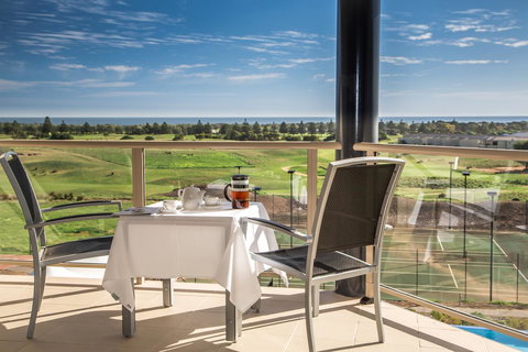 Lady Bay Hotel - Accommodation Port Macquarie 1