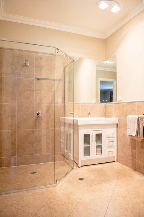 Whyalla Playford Apartments - Accommodation Port Macquarie 4