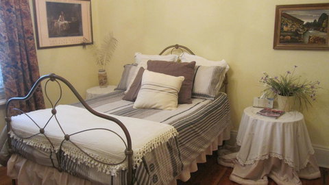 Gainsborough Cottage - Accommodation Port Macquarie 9