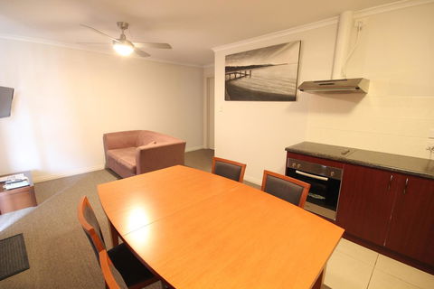 Port Vincent Motel & Apartments - Accommodation Port Macquarie 2