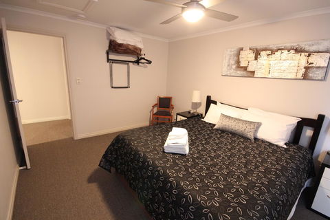 Port Vincent Motel & Apartments - Accommodation Port Macquarie 1