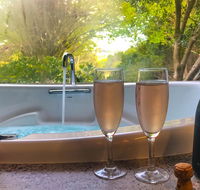 Adelaide Hills Retreats - Accommodation Port Macquarie
