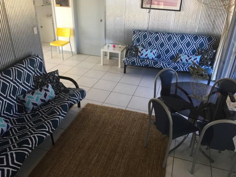 SHAKIN' SHACK - Accommodation Port Macquarie 11