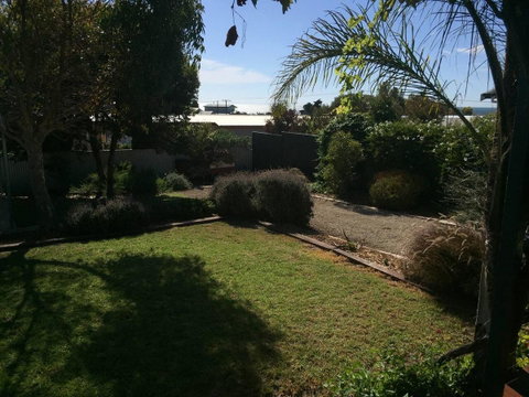SHAKIN' SHACK - Accommodation Port Macquarie 2