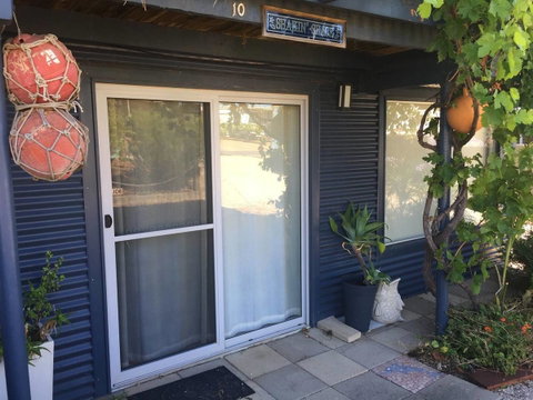 SHAKIN' SHACK - Accommodation Port Macquarie 19