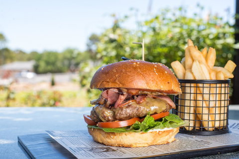 Mick O\'Sheas - Accommodation Port Macquarie 42