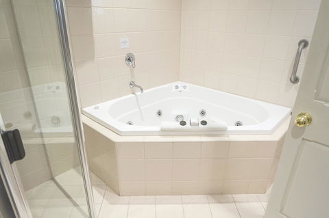 Serafino McLaren Vale - Accommodation Port Macquarie 7