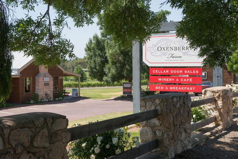 OXENBERRY FARM - Accommodation Port Macquarie 0