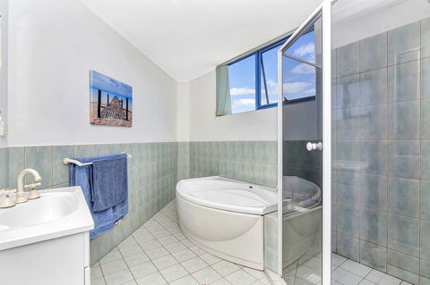 Sail Away - Accommodation Port Macquarie 11