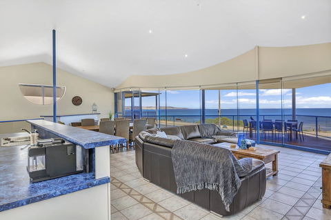 Sail Away - Accommodation Port Macquarie 4