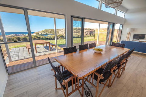 Middle River Beach House, Western House - Accommodation Port Macquarie 8