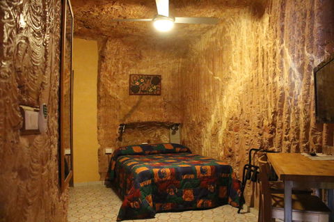 The Underground Motel - Accommodation Port Macquarie 5