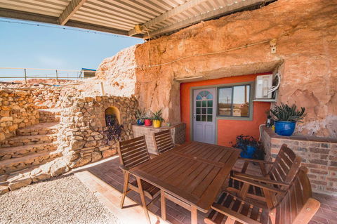 The Underground Motel - Accommodation Port Macquarie 13