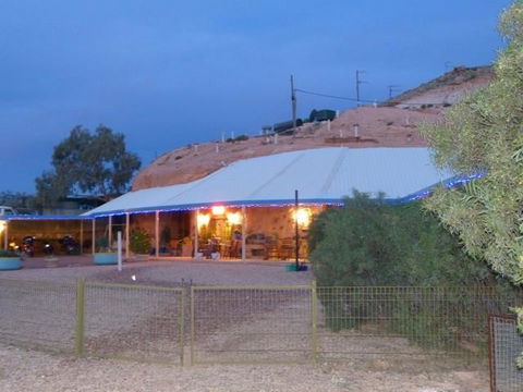 The Underground Motel - Accommodation Port Macquarie 0