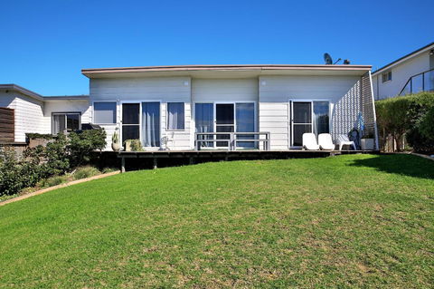 Culburra Beachhouse - Accommodation Port Macquarie 11