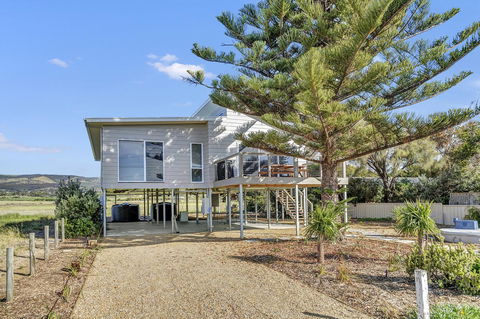 Sea View At Silver Sands - C21 SouthCoast Holidays - Accommodation Port Macquarie 13