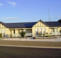 Moontana - Accommodation Port Macquarie