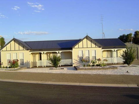 Moontana - Accommodation Port Macquarie 0