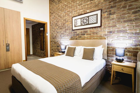 The Lodge By Manna - Accommodation Port Macquarie 2
