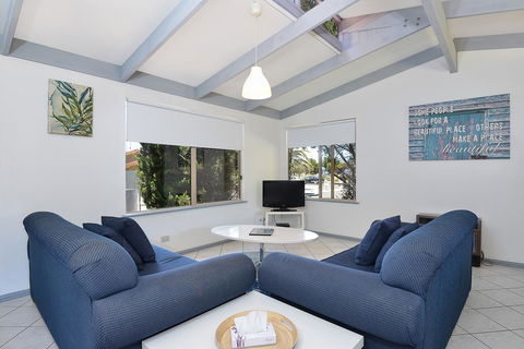 BIG4 Port Elliot Holiday Park - Accommodation Port Macquarie 12