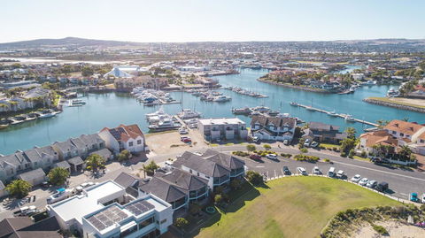 Mariners Cay Apartment - Accommodation Port Macquarie 1