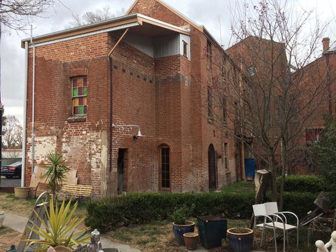 Original Hat Factory - Accommodation Port Macquarie 5