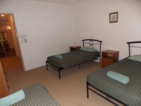 Desert View Apartments - Accommodation Port Macquarie 2