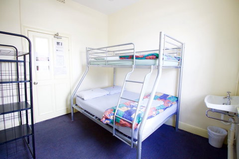 Backpack Oz - Accommodation Port Macquarie 38