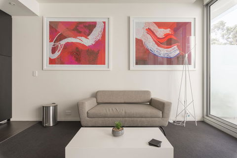 Ther-Rich Elegant 1BR Apartment In Walkerville - Accommodation Port Macquarie 18
