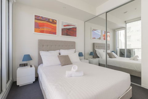 Ther-Rich Elegant 1BR Apartment In Walkerville - Accommodation Port Macquarie 4