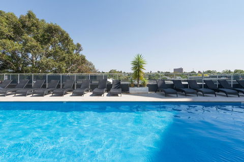 Ther-Rich Elegant 1BR Apartment In Walkerville - Accommodation Port Macquarie 32