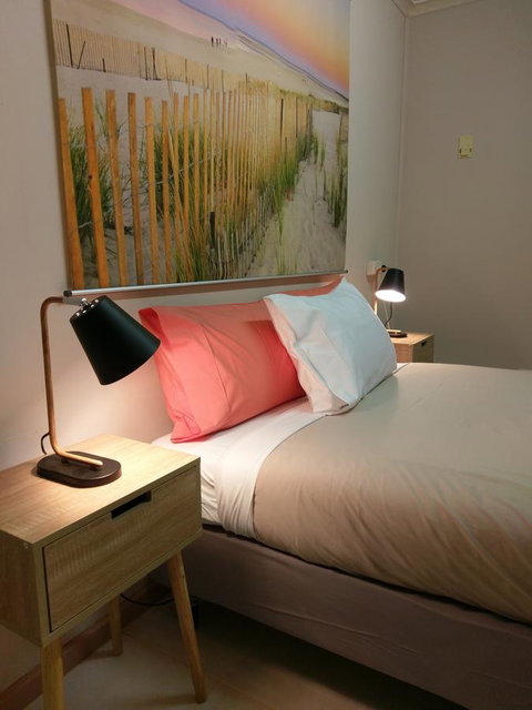 Desert Gum Retreat Gough St - Accommodation Port Macquarie 15