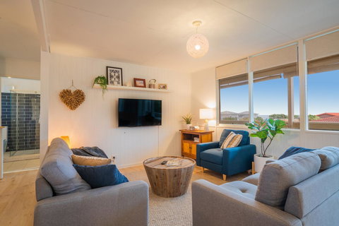 Aldinga Beach Break - C21 SouthCoast Holidays - Accommodation Port Macquarie 10