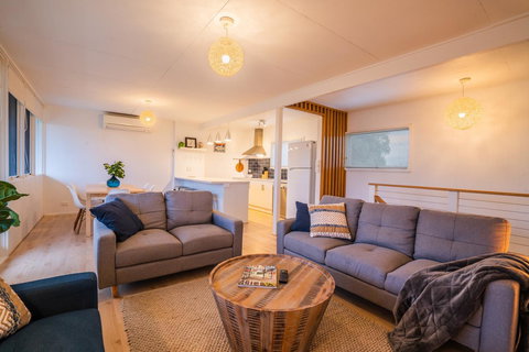Aldinga Beach Break - C21 SouthCoast Holidays - Accommodation Port Macquarie 0