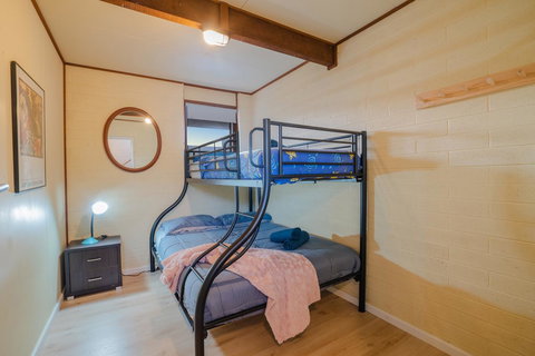 Aldinga Beach Break - C21 SouthCoast Holidays - Accommodation Port Macquarie 9