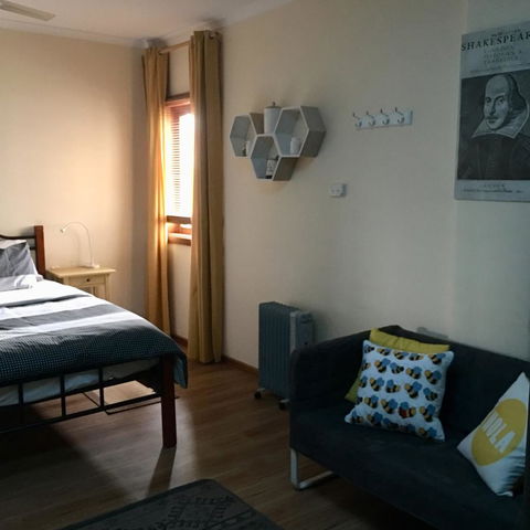 KI Dragonfly Guesthouse - Accommodation Port Macquarie 30