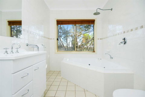 Cabernet Cottage - Accommodation Port Macquarie 6