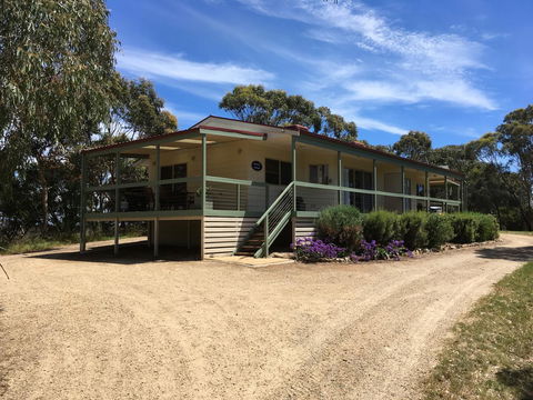 Cabernet Cottage - Accommodation Port Macquarie 0