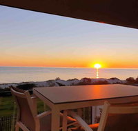 Luxurious 3 bedroom beachfront - panoramic views - Accommodation Port Macquarie