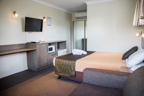Lilac City Motor Inn & Steakhouse - Accommodation Port Macquarie 9