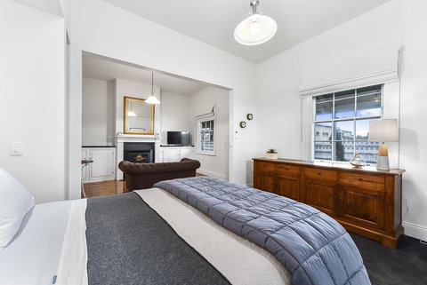 Railway Cottage In Beachport - Accommodation Port Macquarie 2