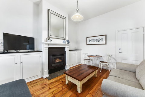 Railway Cottage In Beachport - Accommodation Port Macquarie 1