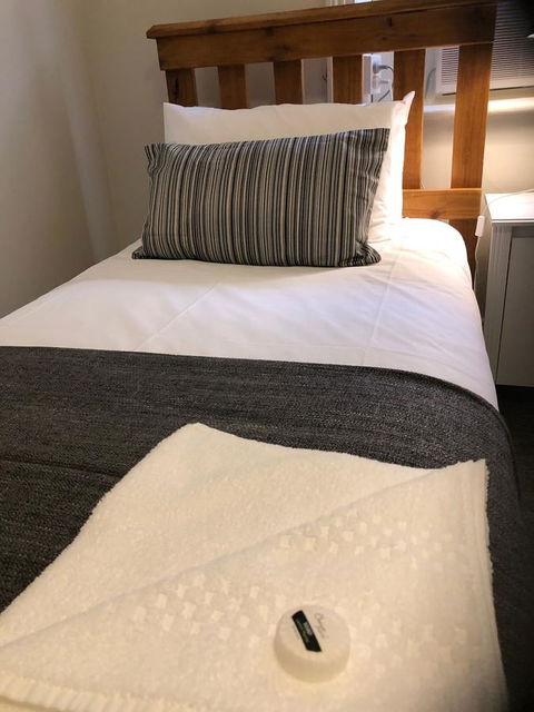 Cornwall Hotel - Accommodation Port Macquarie 11