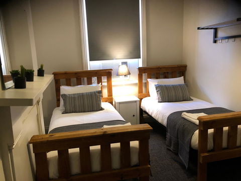 Cornwall Hotel - Accommodation Port Macquarie 14